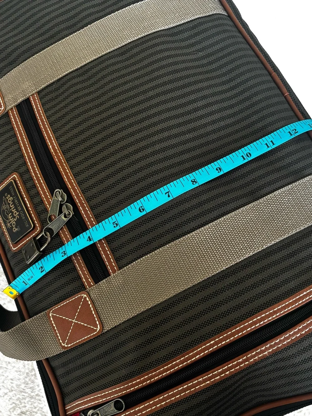 Elegant VTG Ricardo Beverly Hills Carry-on Weekender Travel Bag Gray/Tan